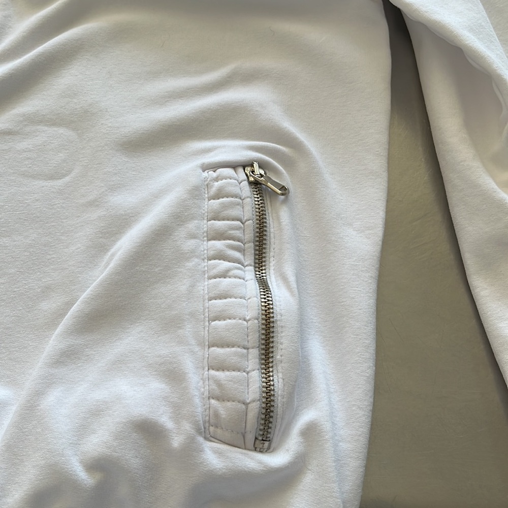 White Zip up! - Picture 4 of 5